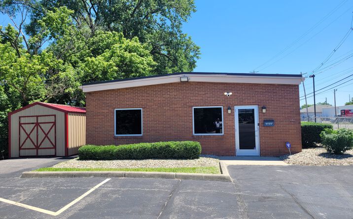 Pictures of Industrial property located at 2182 Mc Kinley Avenue, Columbus, OH 43204 for sales - image #1