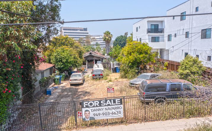 Pictures of Multifamily property located at 1517 RICARDO ST, LOS ANGELES, CA 90033-1540 for sales - image #1