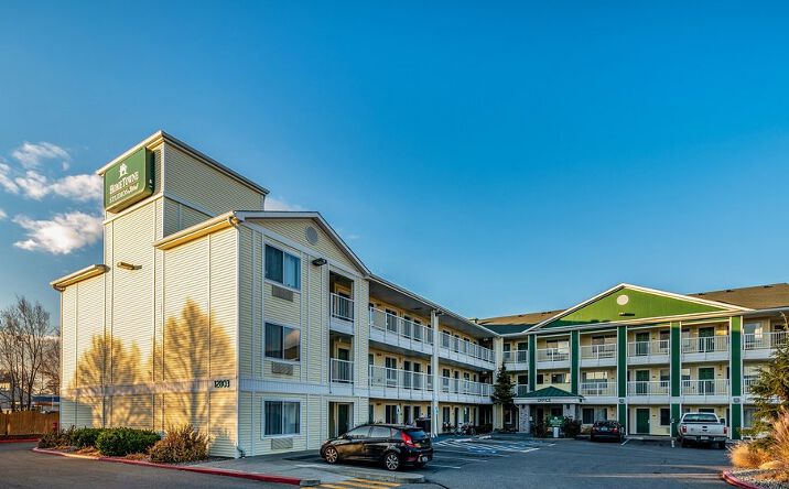Pictures of Hospitality property located at 12803 E Sprague Ave, Spokane, WA 99216 for sales - image #1