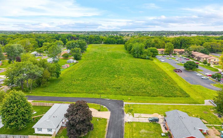 Pictures of Land property located at VERMONT Street, Washington, IL 61571 for sales - image #1