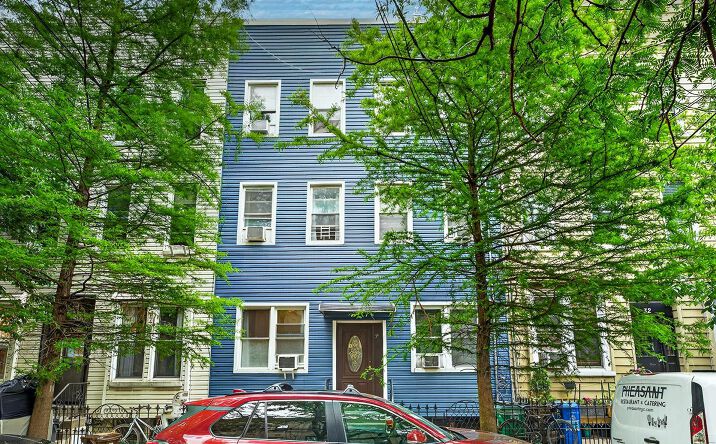 Pictures of Multifamily property located at 34 Sutton Street, Brooklyn, NY 11222 for sales - image #1