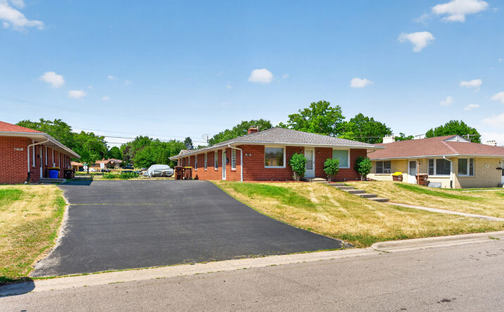 2611 Canterbury Lane, Rockford