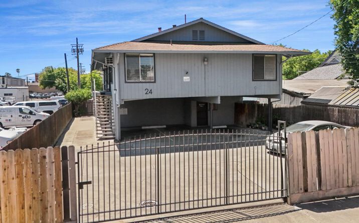 Pictures of Multifamily property located at 24 E Vine Street, Stockton, CA 95202 for sales - image #1