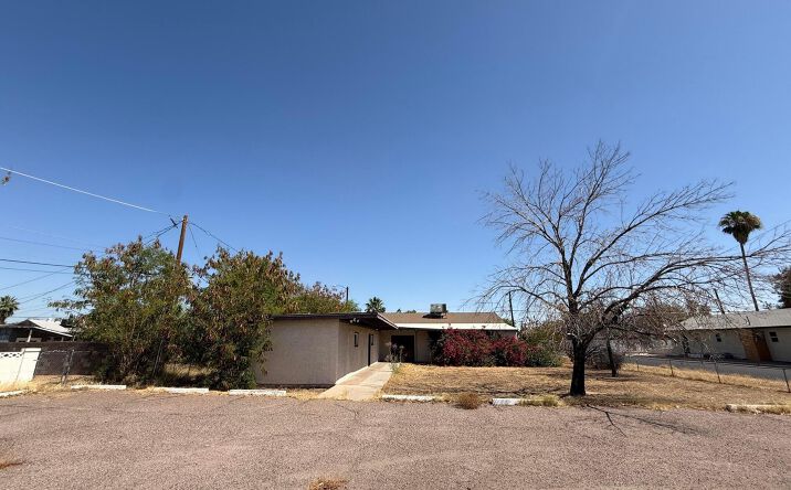 Pictures of Industrial property located at 4202 N MITCHELL Street, Phoenix, AZ 85014 for sales - image #1