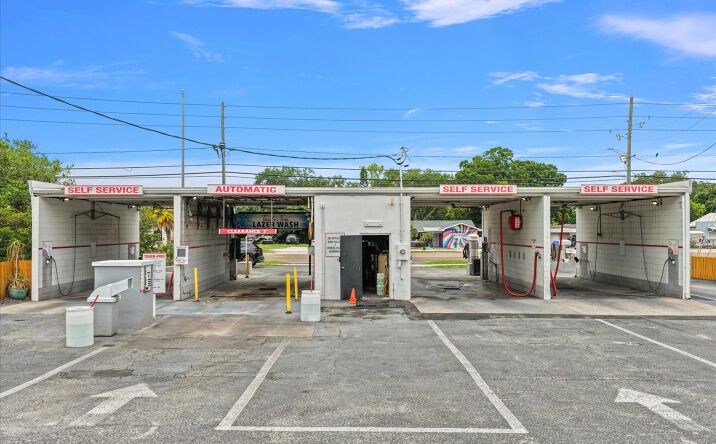 Pictures of Mixed Use, Special Purpose, Business for Sale property located at 6170 54th Avenue North, Kenneth City, FL 33709 for sales - image #1