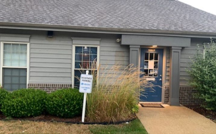 Pictures of Office property located at 2504 VETERANS MEMORIAL PKWY S, LAFAYETTE, IN 47909-9178 for sales - image #1