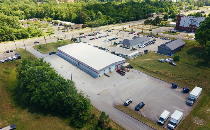 Pictures of Retail, Industrial property located at 1345 Callahan Drive, Knoxville, TN 37912 for sales - image #1