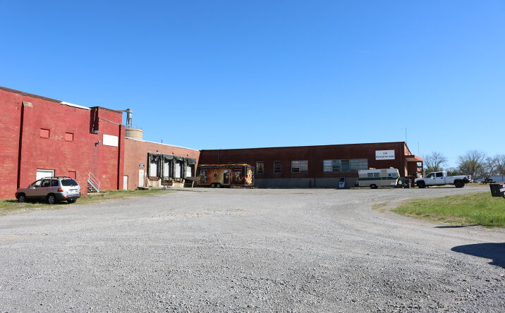 Pictures of Industrial property located at 915 Sparta Street, McMinnville, TN 37110 for sales - image #1