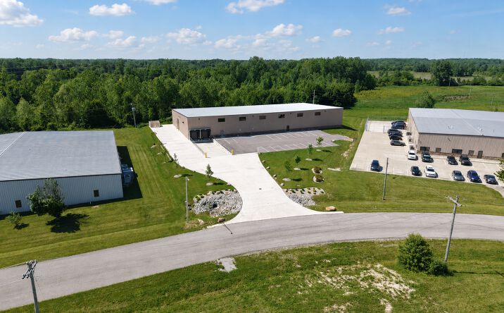 Pictures of Industrial property located at 4646 ARDEN DR, FORT WAYNE, IN 46804 for sales - image #1