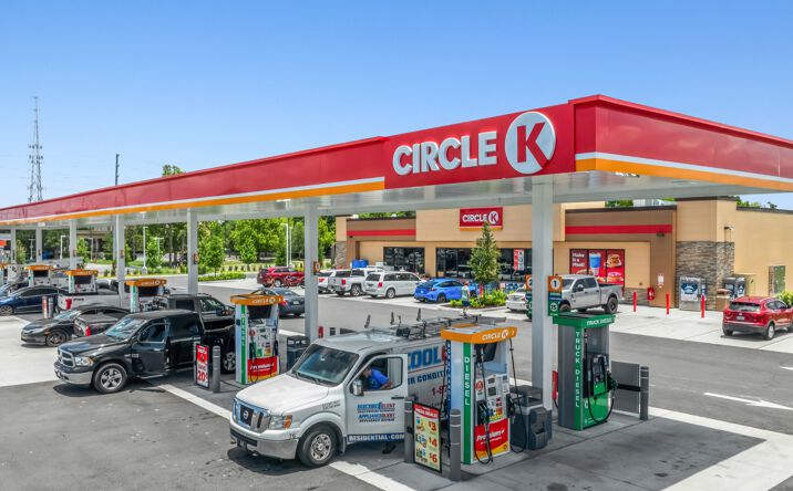 Pictures of Retail property located at 10934 US-19, Port Richey, FL 34668 for sales - image #1