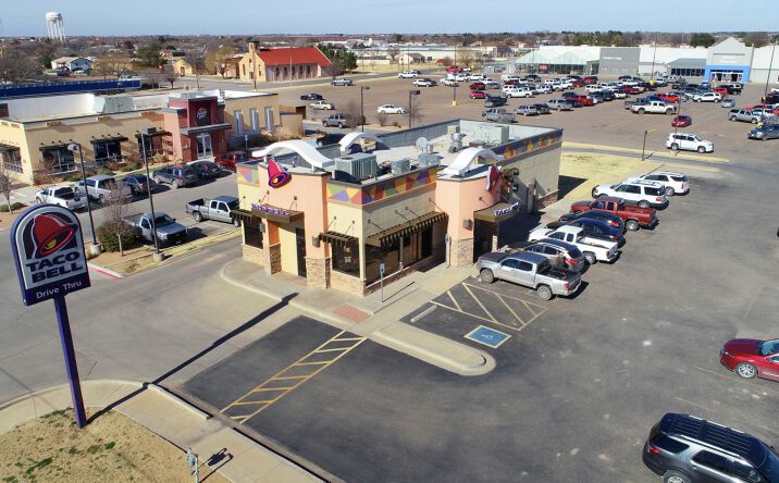 Pictures of Retail property located at 405 Texas 114 Business, Levelland, TX 79336 for sales - image #1