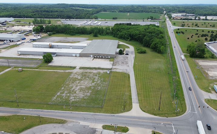 Pictures of Industrial property located at 10758 County Road 2, Middlebury, IN 46540 for sales - image #1