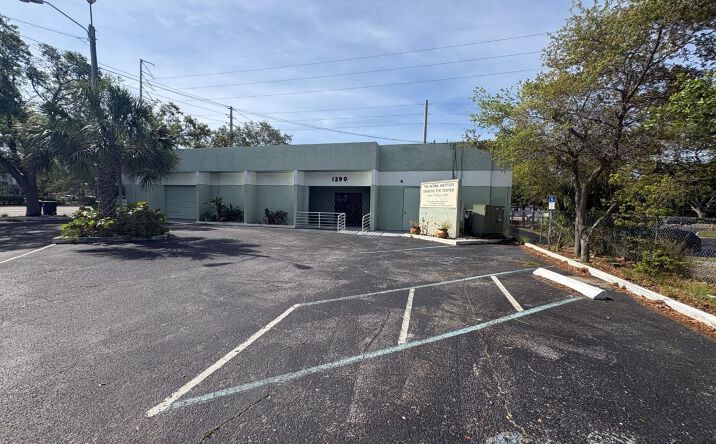 Pictures of Office property located at 1290 S Missouri Ave, Clearwater, FL 33756 for sales - image #1