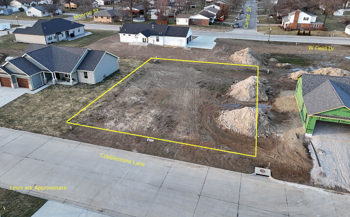 Pictures of Mixed Use, Land property located at 409 Cobblestone, Red Bud, IL 62278 for sales - image #1
