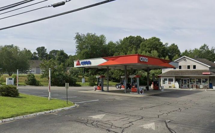 Pictures of Retail property located at 659 VOLUNTOWN RD, GRISWOLD, CT 06351-2659 for sales - image #1