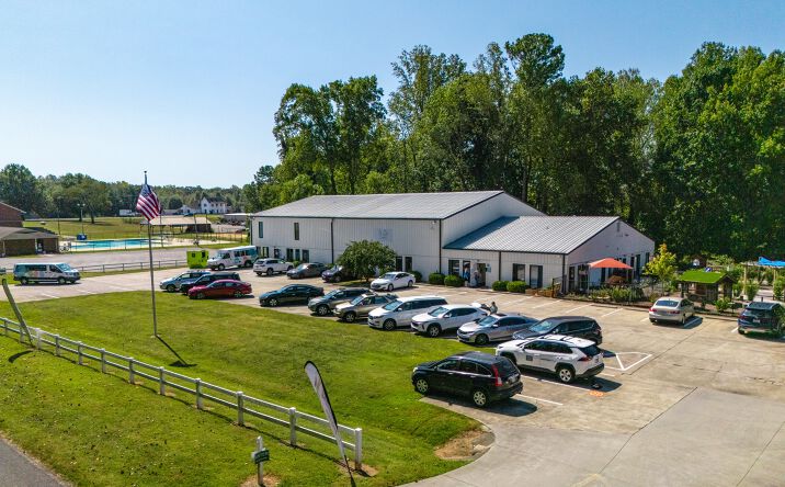 Pictures of Retail, Special Purpose property located at 3 Twin Brook Drive, Clemmons, NC 27012 for sales - image #1