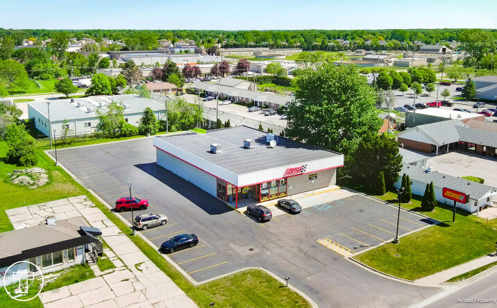 Pictures of Retail property located at 35157 Twentry-Three Mile Rd, New Baltimore, MI 48047 for sales - image #1