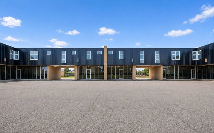 Pictures of Mixed Use property located at 9865-9869 W Roosevelt Rd, Westchester, IL 60154 for sales - image #1