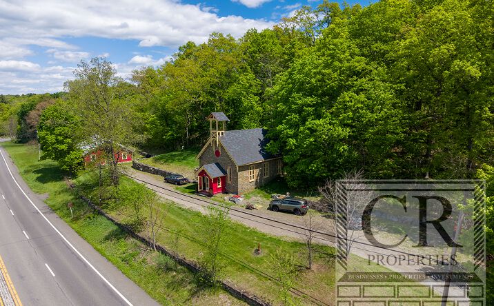 Pictures of Mixed Use property located at 5768 U.S. 9, RHINEBECK, NY 12572 for sales - image #1