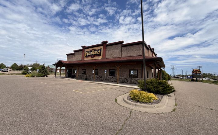 Pictures of Retail, Hospitality, Mixed Use property located at 5785 Minnesota Ave N, Oak Park Heights, MN 55082 for sales - image #1
