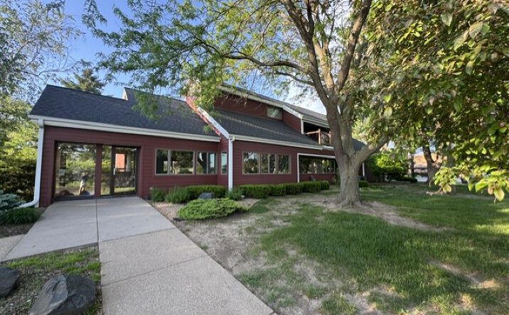 Pictures of Retail, Office property located at 1200 Heritage Drive, New Richmond, WI 54017 for sales - image #1