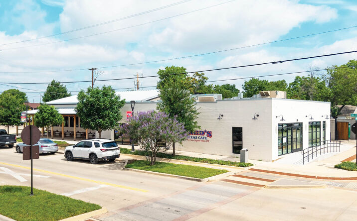 Pictures of Retail property located at 101 N Magnolia St, Crowley, TX 76036 for sales - image #1