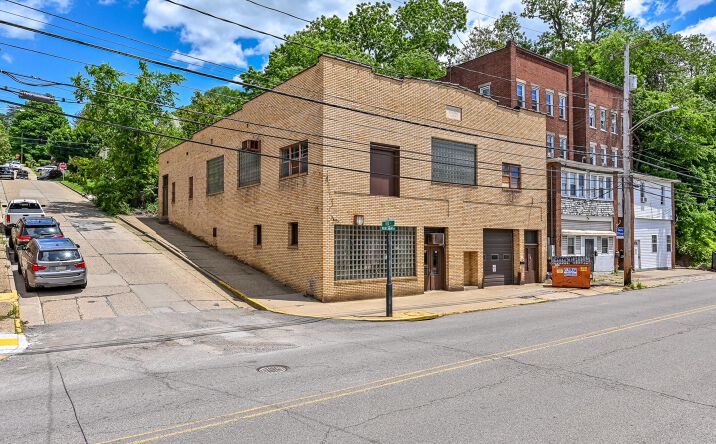 Pictures of Industrial property located at 240-242 Merchant Street, Ambridge, PA 15003 for sales - image #1