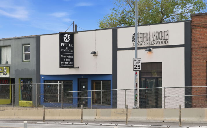 Pictures of Retail, Office property located at 23 NW GREENWOOD AVE, BEND, OR 97703-2078 for sales - image #1