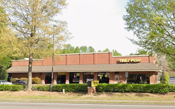 Pictures of Retail property located at 100 Juniper St., Canton, GA 30114 for sales - image #1