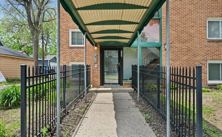 Pictures of Multifamily property located at 3540 11th Ave S, Minneapolis, MN 55407 for sales - image #1