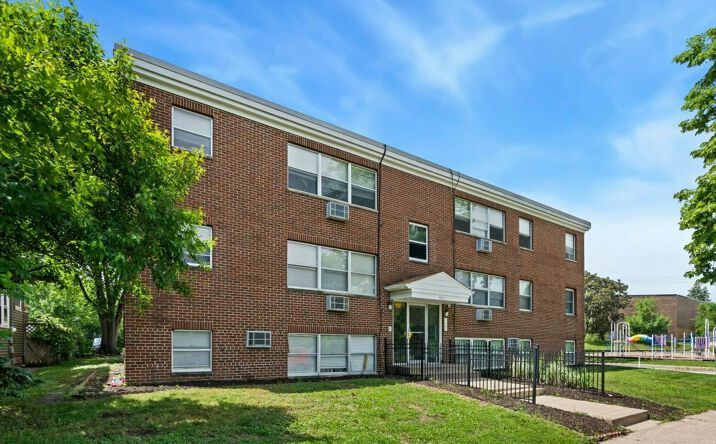 Pictures of Multifamily property located at 3520 12th Ave S, Minneapolis, MN 55407 for sales - image #1