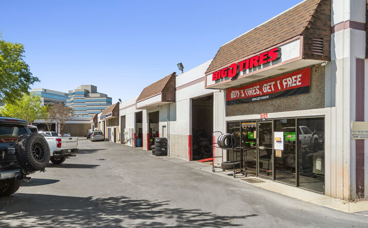 Pictures of Retail, Industrial property located at 2141 North Broadway, Walnut Creek, CA 94596 for sales - image #1