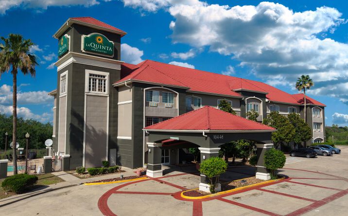 Pictures of Hospitality property located at 10446 IH-37 Access Road B, Corpus Christi, TX 78410 for sales - image #1