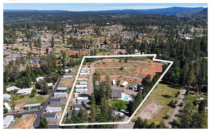 Pictures of Mobile Home Park property located at 1368 Garnet Ln, Paradise, CA 95969 for sales - image #1