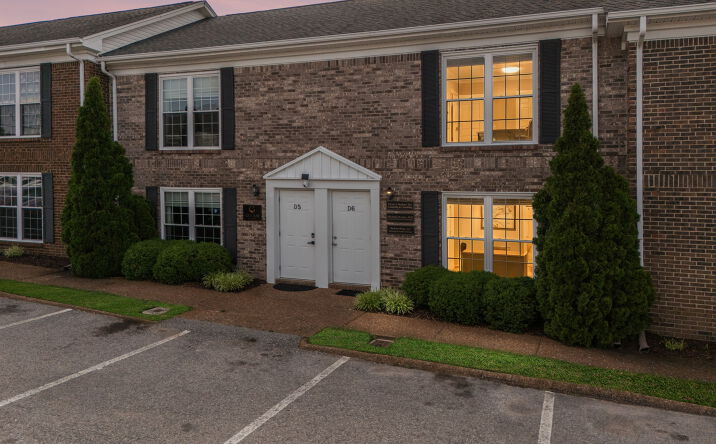 Pictures of Office property located at 109 Holiday Court, D6, Franklin, TN 37067 for sales - image #1