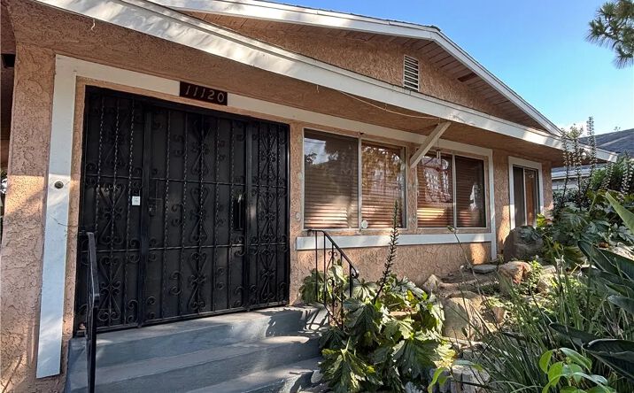 Pictures of Multifamily property located at 11120 Exposition, Los Angeles, CA 90064 for sales - image #1