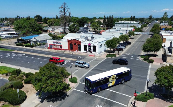 Pictures of Retail property located at 304 F Street, Waterford, CA 95386 for sales - image #1
