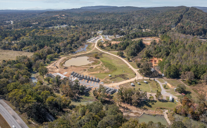 Pictures of Mixed Use, Mobile Home Park property located at 2075 Alabama 77, Attalla, AL 35954 for sales - image #1