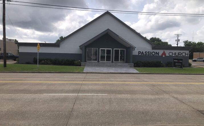 Pictures of Retail, Special Purpose property located at 6200 39th St., Groves, TX 77619 for sales - image #1