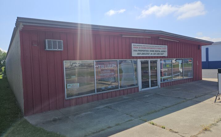 Pictures of Retail property located at 1100 N STATE ST, FAIRMONT, MN 56031 for sales - image #1