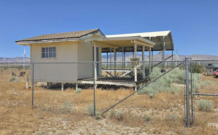 Pictures of Land property located at APN 358-222-18 / KERN COUNTY / 155TH W & ROSAMOND BL, ROSAMOND, CA 93560 for sales - image #1