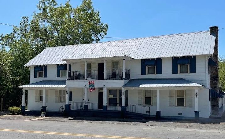 Pictures of Multifamily, Hospitality, Mixed Use property located at 201 East Main Street, Heber Springs, AR 72543 for sales - image #1