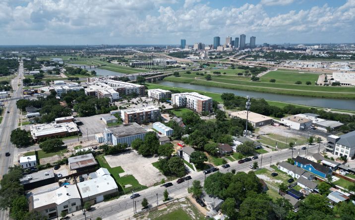 Pictures of Land property located at 2512 - 2530 Race St, Fort Worth, TX 76111 for sales - image #1
