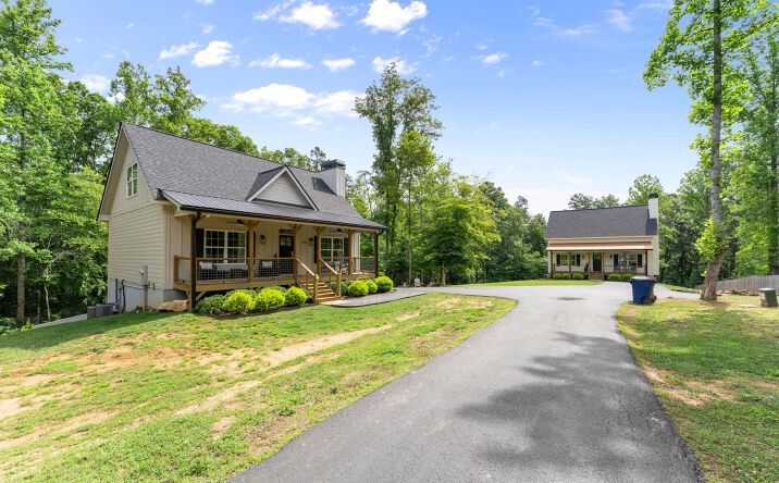 Pictures of Multifamily property located at 1300 Preacher Campbell Road, Clarkesville, GA 30523 for sales - image #1