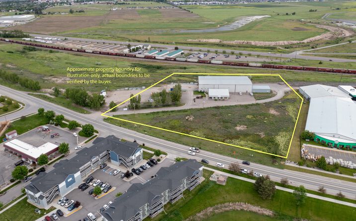 Pictures of Mixed Use property located at 4685 Expressway, MISSOULA, MT 59808 for sales - image #1