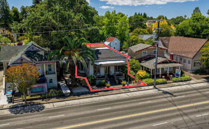 Pictures of Retail property located at 614 College Ave, Santa Rosa, CA 95404 for sales - image #1
