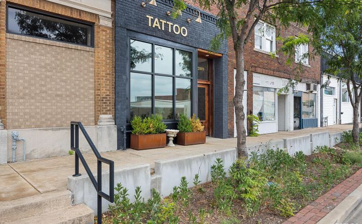 Pictures of Retail property located at 1209 SW ADAMS Street, Peoria, IL 61602 for sales - image #1