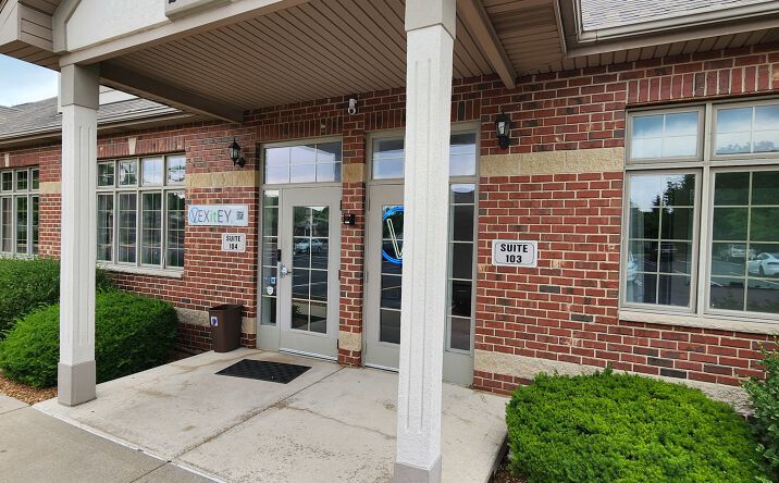 Pictures of Office property located at 2541 Division Street 103-104, Joliet, IL 60435 for sales - image #1