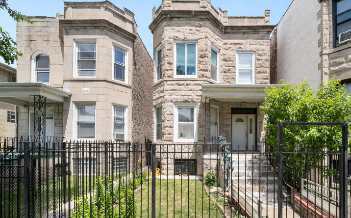 Pictures of Multifamily property located at 5208 W Washington Boulevard, Chicago, IL 60644 for sales - image #1