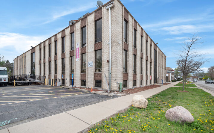 Pictures of Mixed Use property located at 10001 W Roosevelt Road, Westchester, IL 60154 for sales - image #1